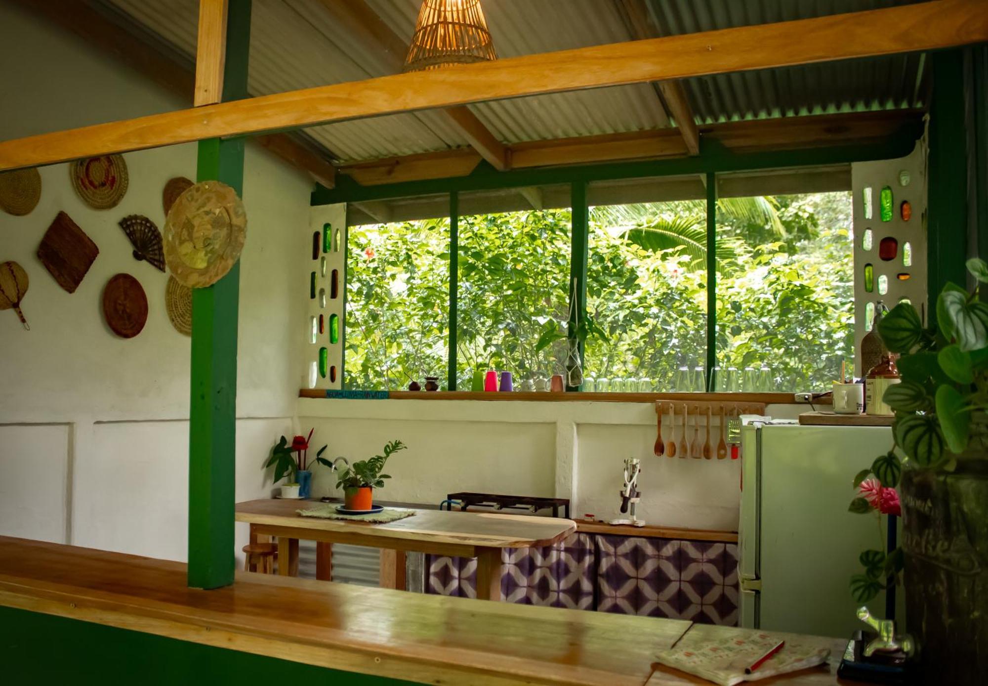 Smile Jungle Hostel Puerto Viejo de Talamanca Luaran gambar